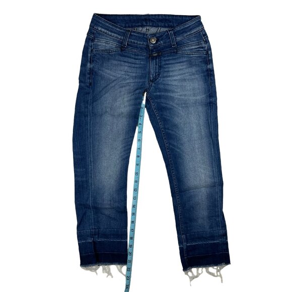 Candiani Closed Blue Jeans Size 26 Raw Hem Denim Dark Wash Distressed Threads - Picture 16 of 16